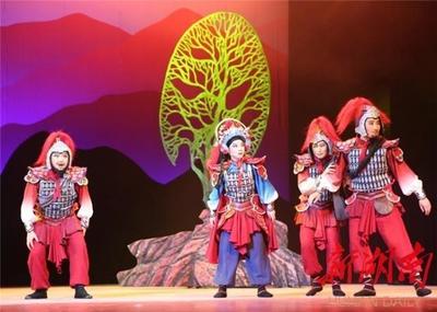 瀏陽(yáng)出臺(tái)文藝創(chuàng)作新規(guī)劃,吹響從&ldquo;高原&rdquo;到&ldquo;高峰&rdquo;沖鋒號(hào)